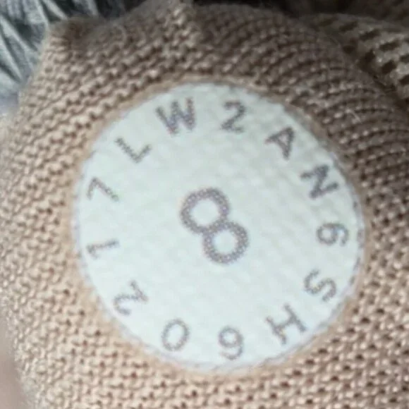 Lululemon Bra Women 8 Train Times Breeze by White Light Cast Gray Luxtreme Gym - Picture 4 of 5